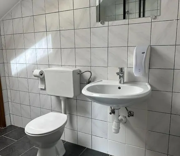 And Wellness Scavnicar דירה ליוטומר